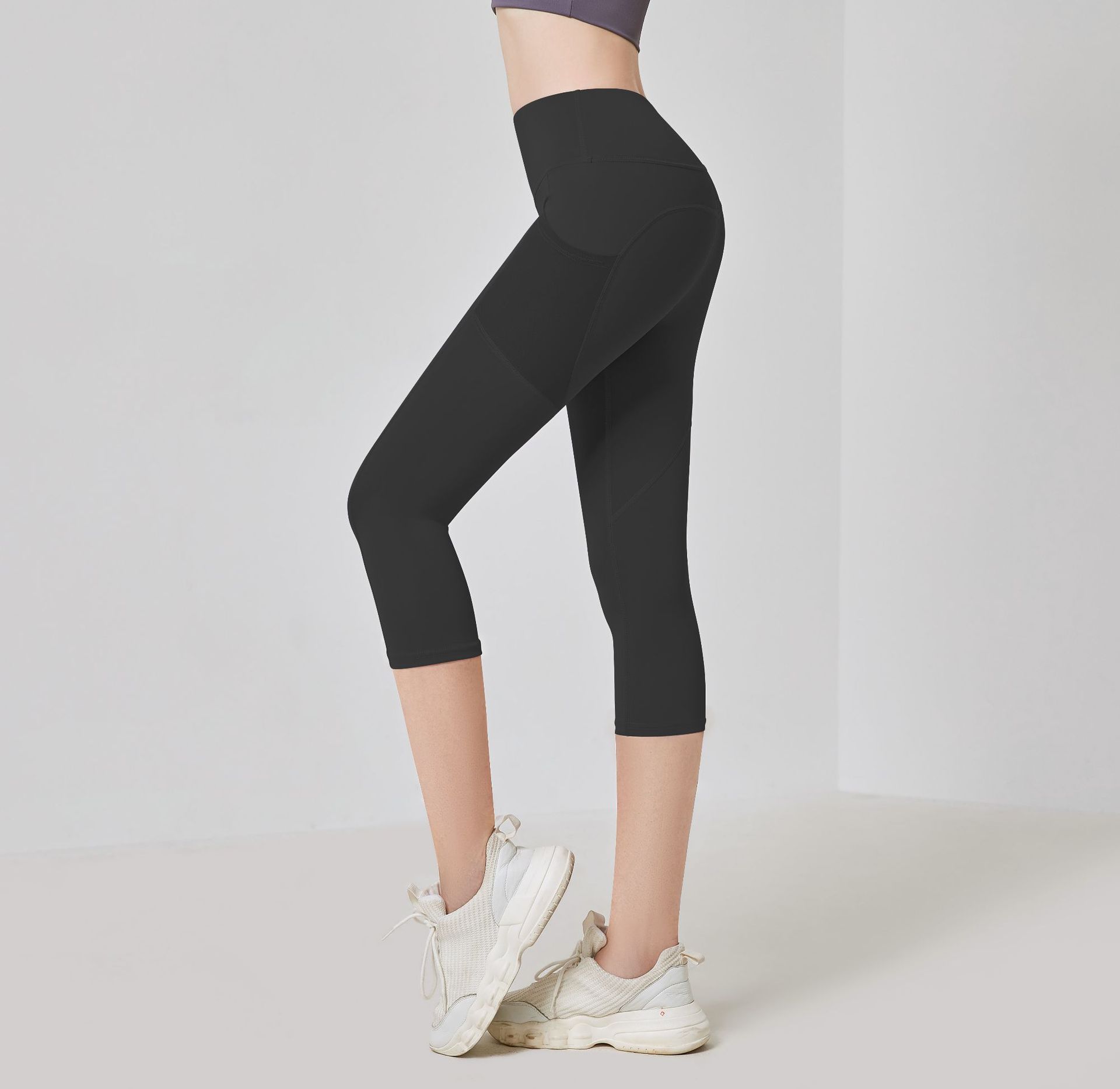 2.Quần ngố gym yoga nữ túi lưới MT7FKDF-285k SALE 150k (1)
